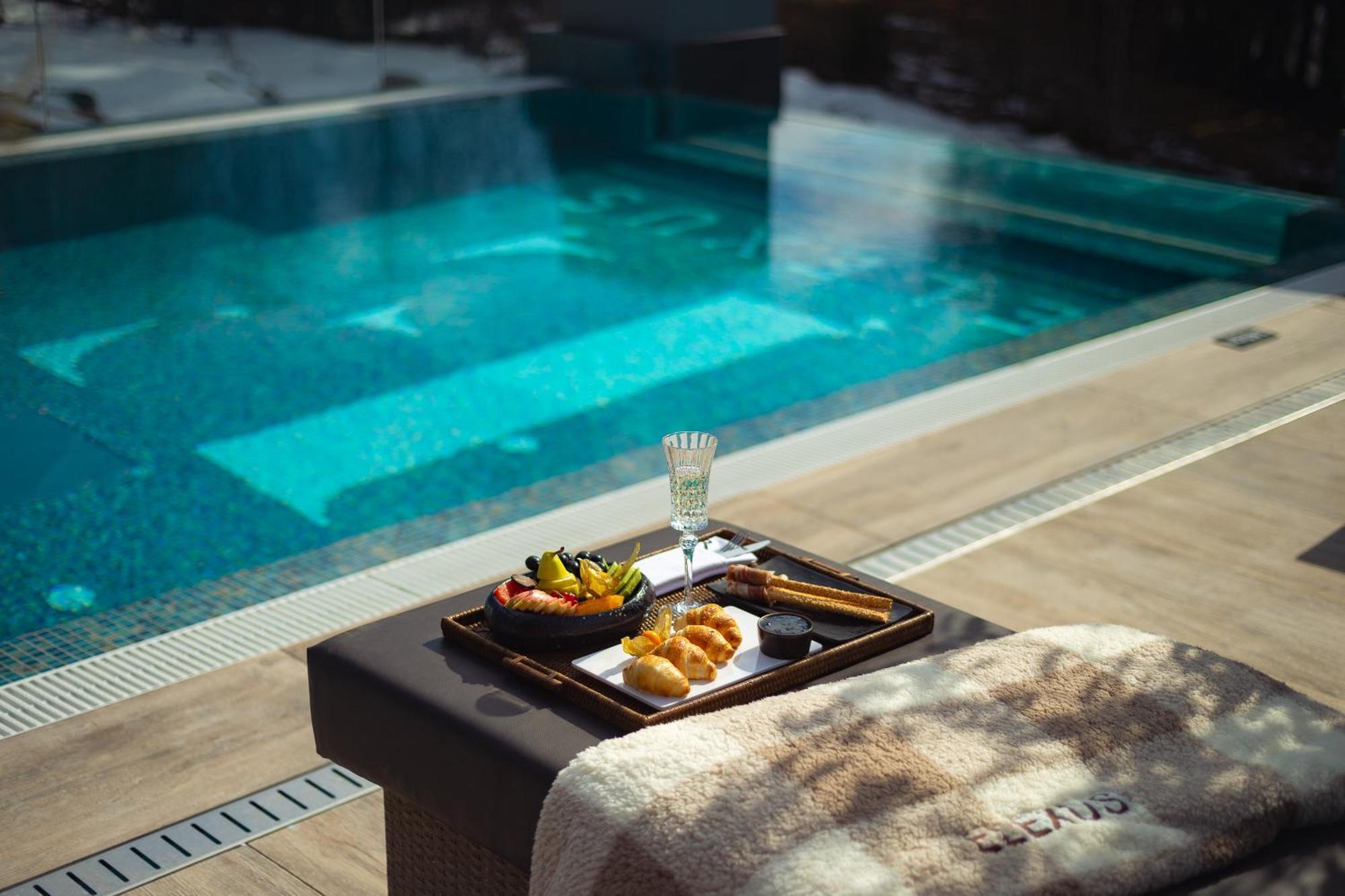 Elexus Boutique Hotel Predeal Exterior foto