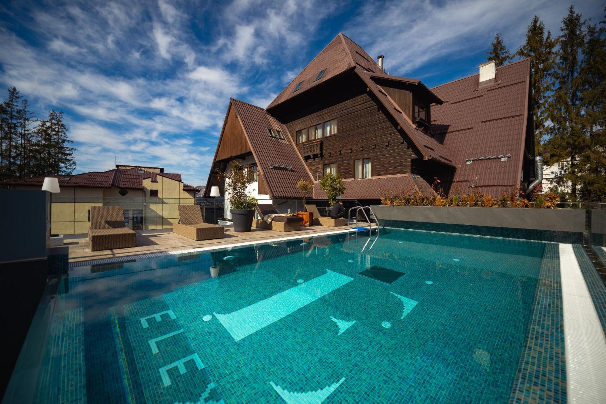 Elexus Boutique Hotel Predeal Exterior foto