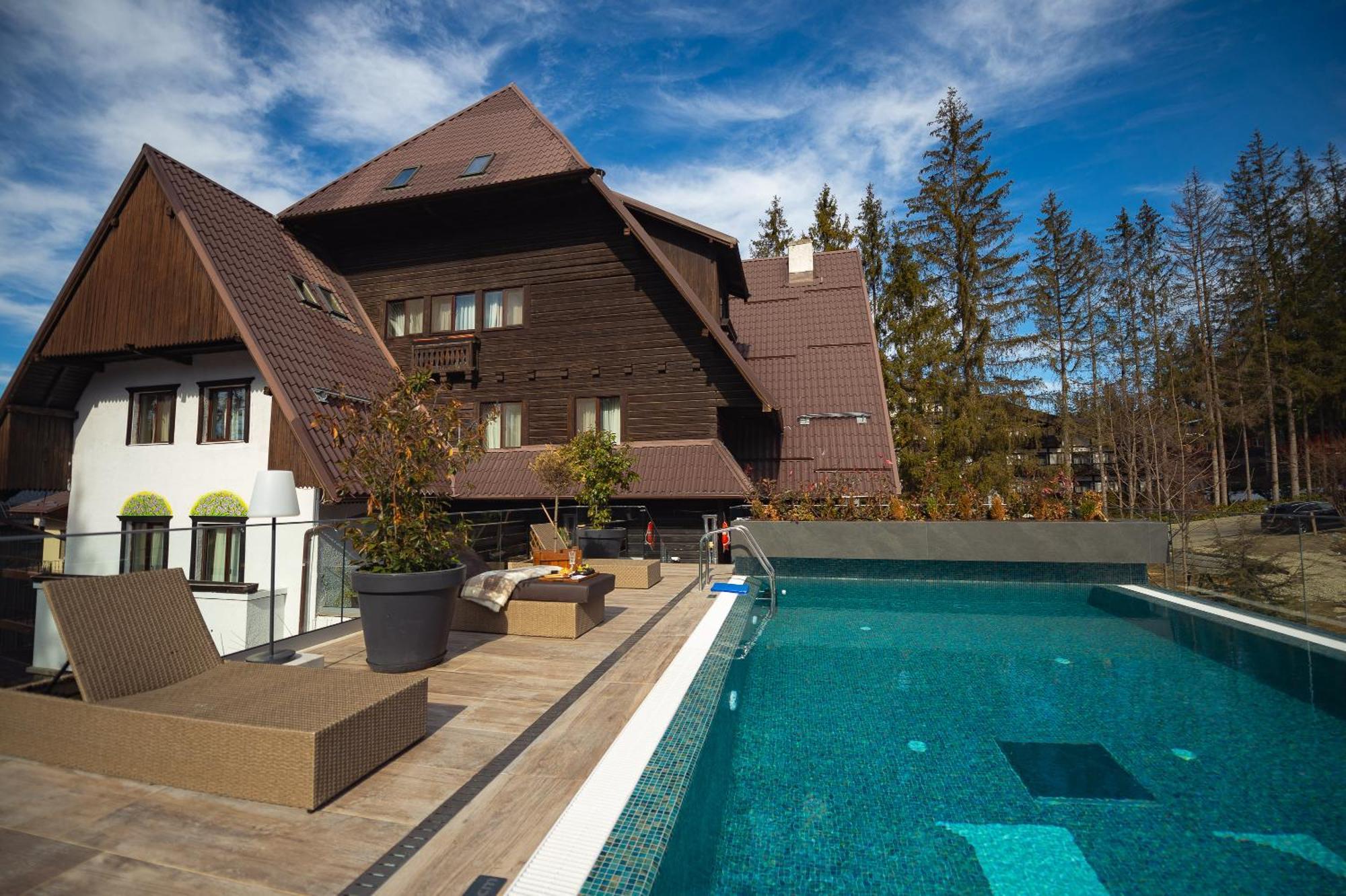 Elexus Boutique Hotel Predeal Exterior foto